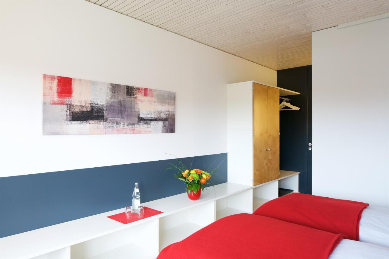 אוברלינגן Bed & Breakfast Rotes Haus מראה חיצוני תמונה