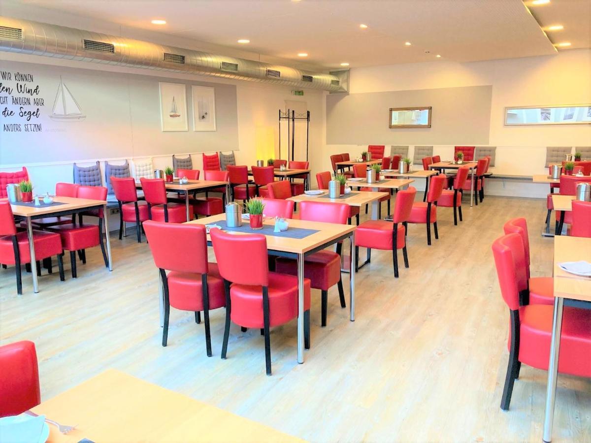 אוברלינגן Bed & Breakfast Rotes Haus מראה חיצוני תמונה