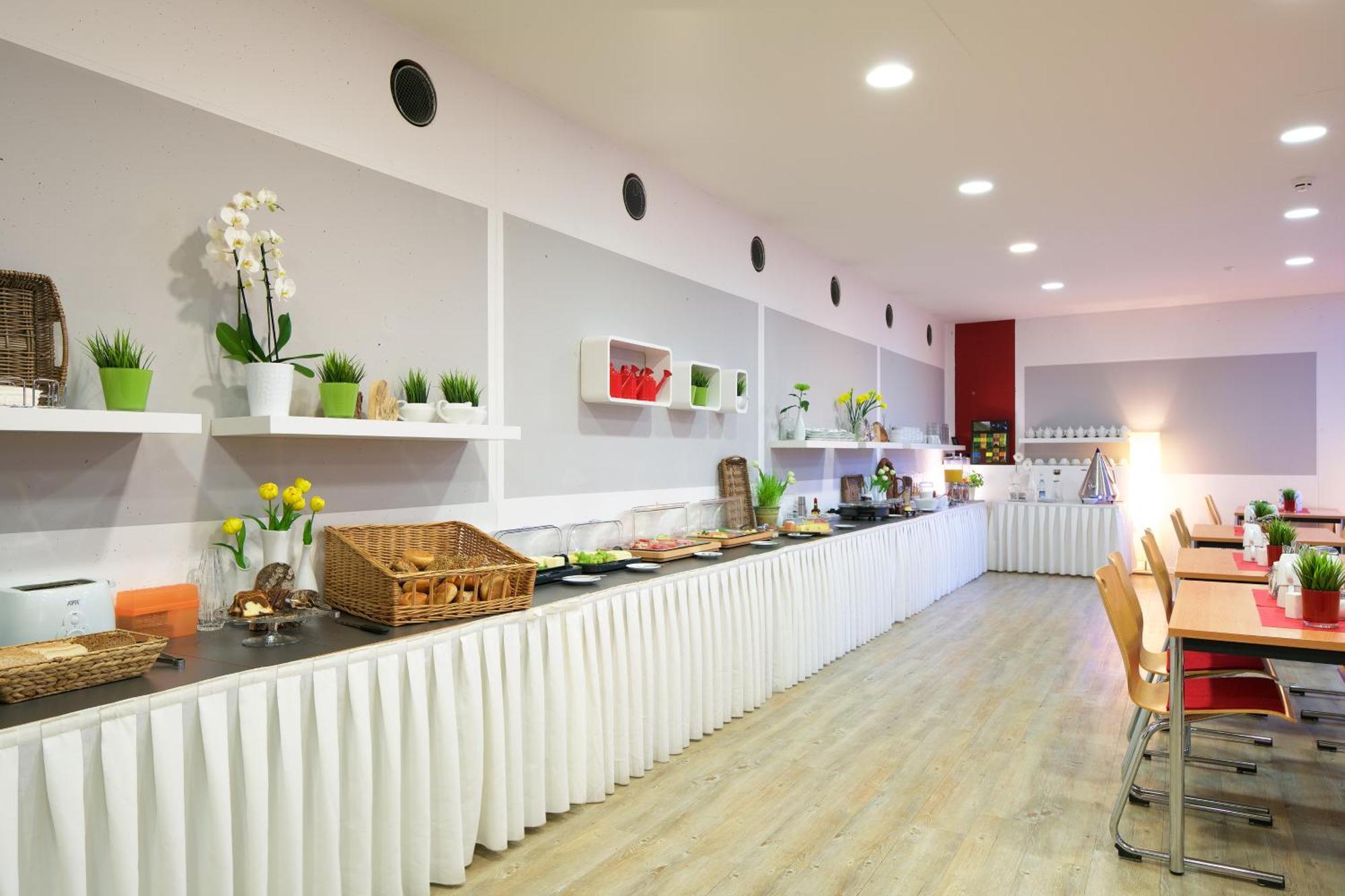 אוברלינגן Bed & Breakfast Rotes Haus מראה חיצוני תמונה